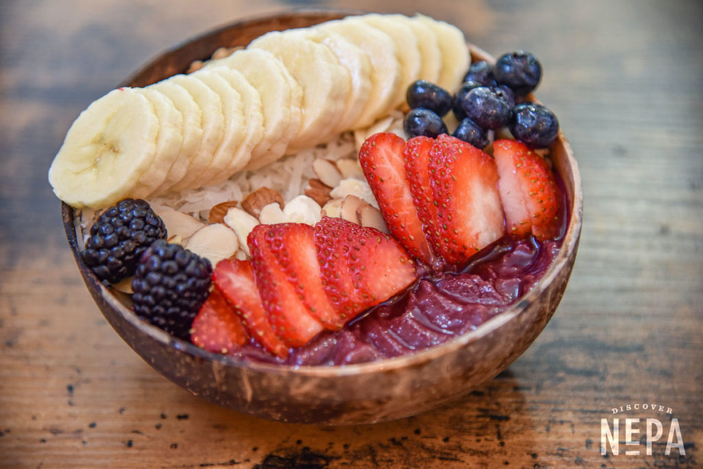 fresh fruits in a bowl